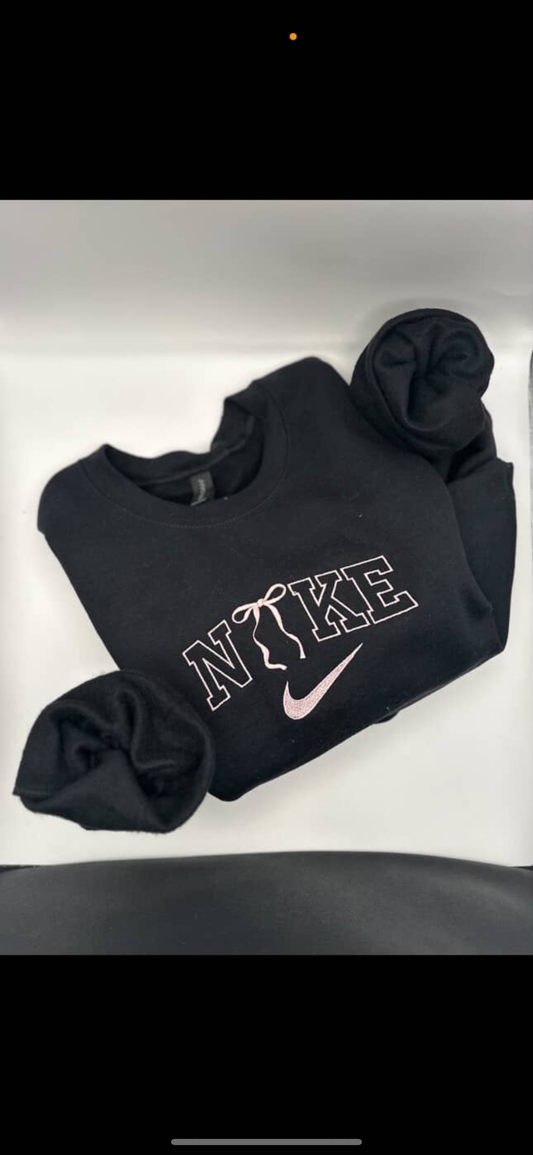 Bow Embroidered Crewneck