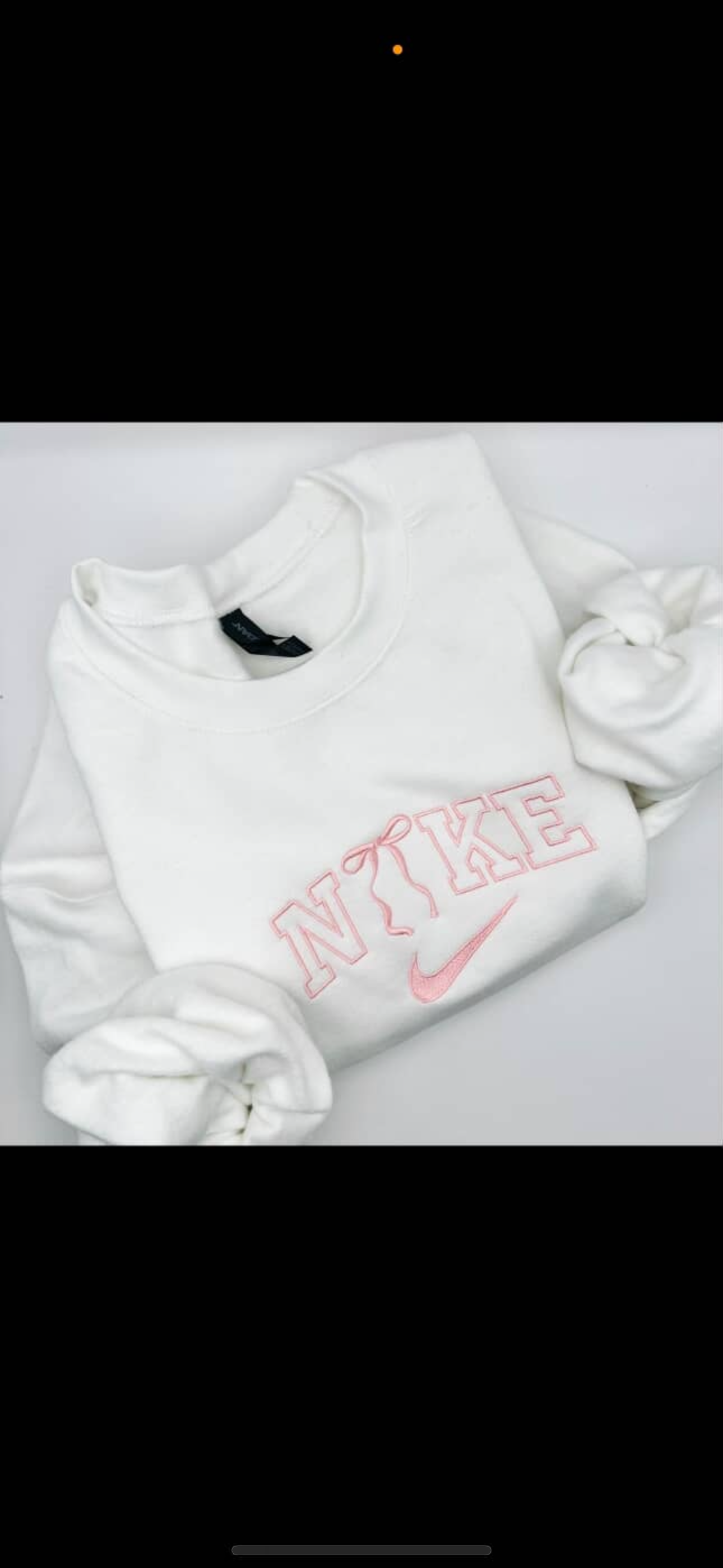 White bow crewneck